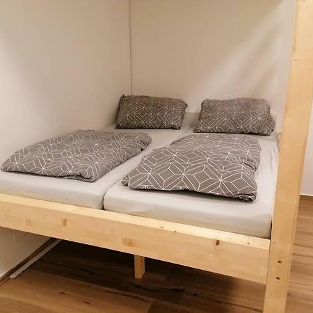 Feine Wohnung Direkt Am Yppen- Und Brunnenmarkt Wina Bagian luar foto